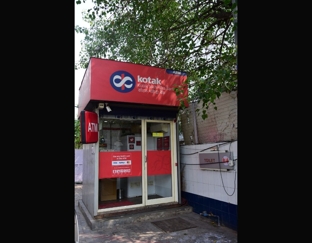 IndianOil - Baba Kharak Singh Marg, New Delhi